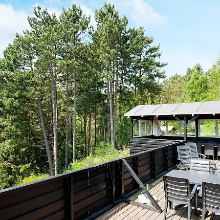 Casa de Férias Eight-Bedroom Holiday Home In Ebeltoft Ebeltoft