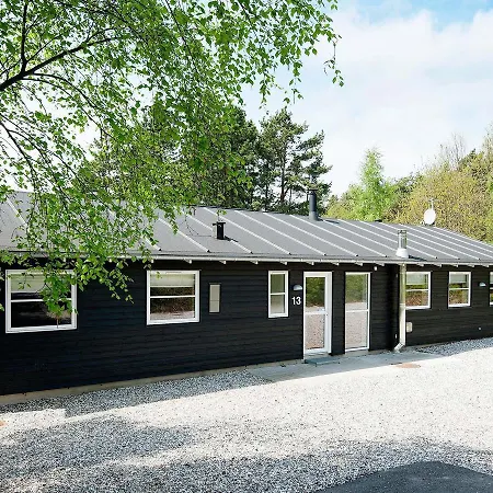 Casa de Férias Eight-Bedroom Holiday Home In Ebeltoft Ebeltoft