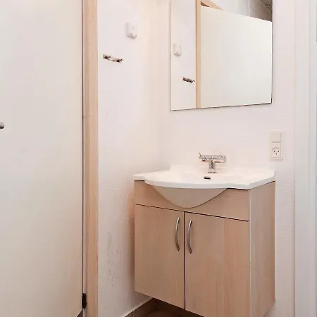 Eight-Bedroom Holiday Home In Ebeltoft * Ebeltoft