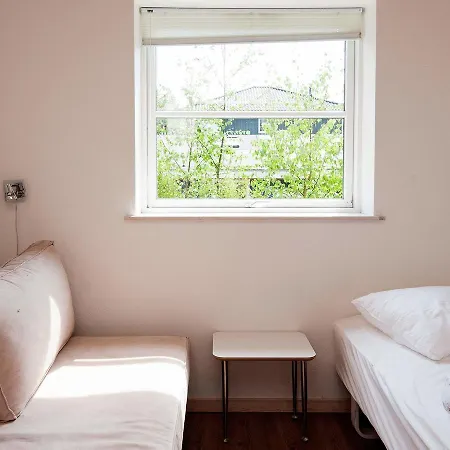 Eight-Bedroom Holiday Home In Ebeltoft Casa de Férias *